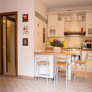 ancient-roman-apartment.italymilanhotels.net/